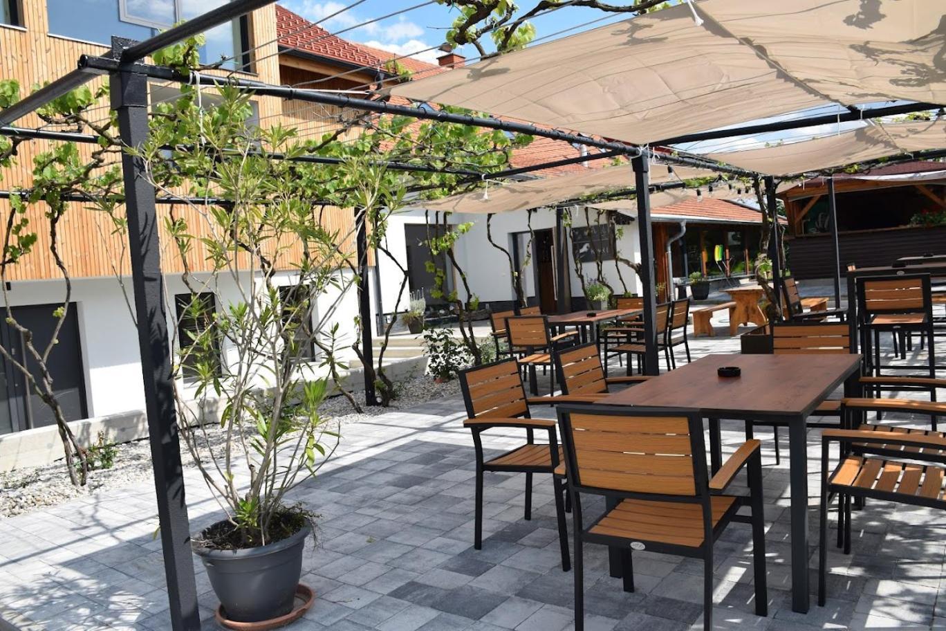 Hotel Frost Maribor Bagian luar foto