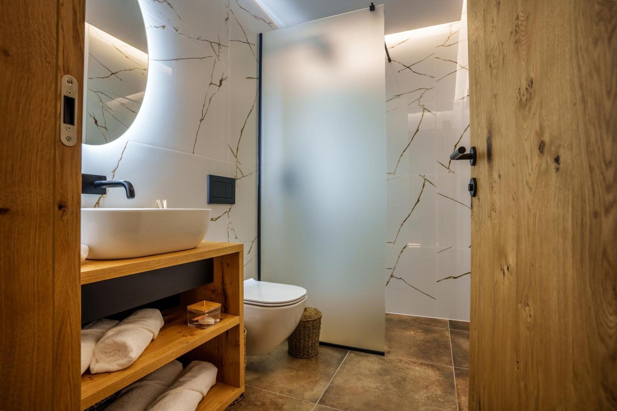 Hotel Frost Maribor Bagian luar foto